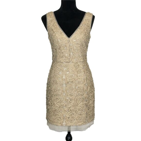 NWT BCBG Max Azria Dress Women 8 Champagne Beige Sexy V Back Applique Party $338 - Picture 1 of 8